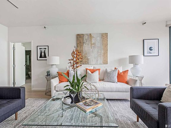 5th image of 300 3rd St APT 502