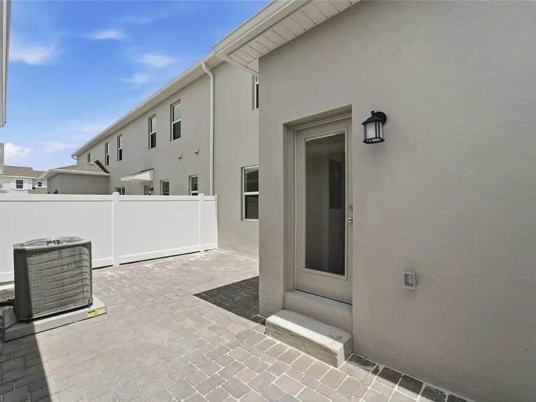 2160 Rider Rain Ln — Photo 33