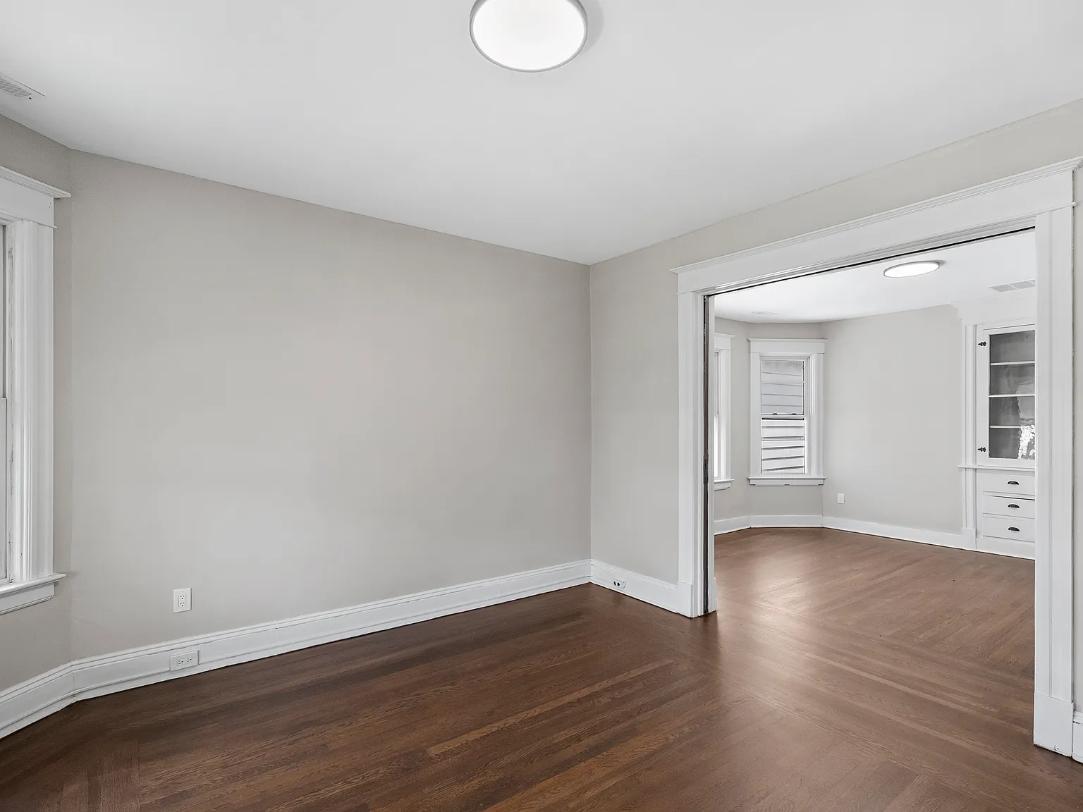 3 bed, 1244 sqft, $2,000 — Photo 3