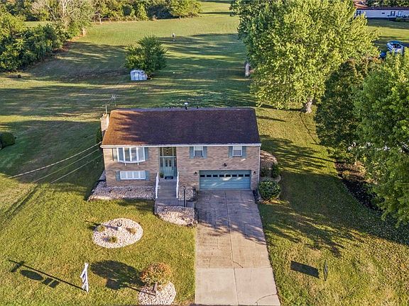 3rd image of 7119 Gayle Dr