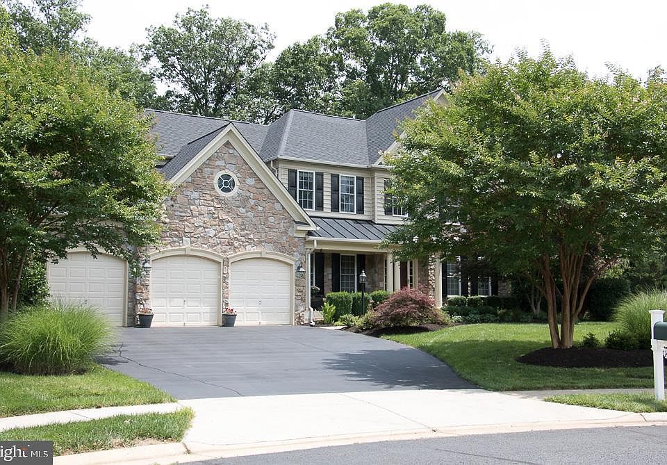 1st image of 14080 Burnley Glen Ct