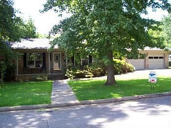 1st image of 2813 W 4th St