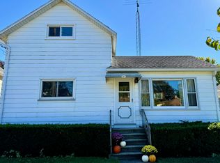 347 W 11th Ave, Oshkosh, WI 54902