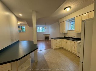 32 Ward Dr, Barrie, ON L4N 7N9