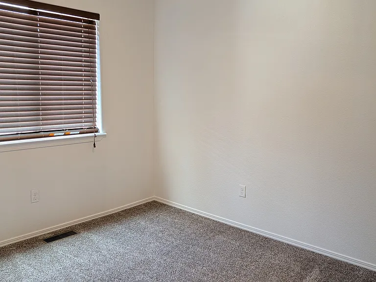 5320 Dynasty Ave — Photo 12