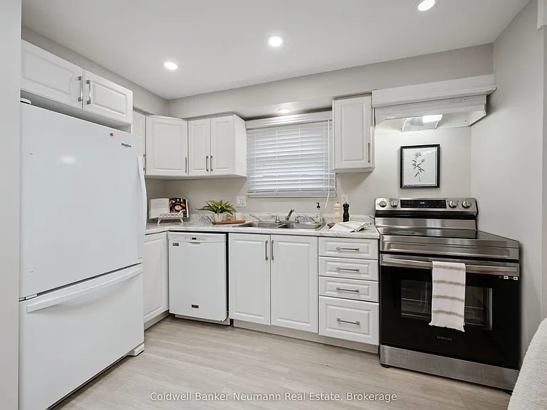 364 Imperial Rd S #1 — Photo 9
