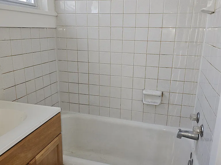 103 Northwood Ave — Photo 5