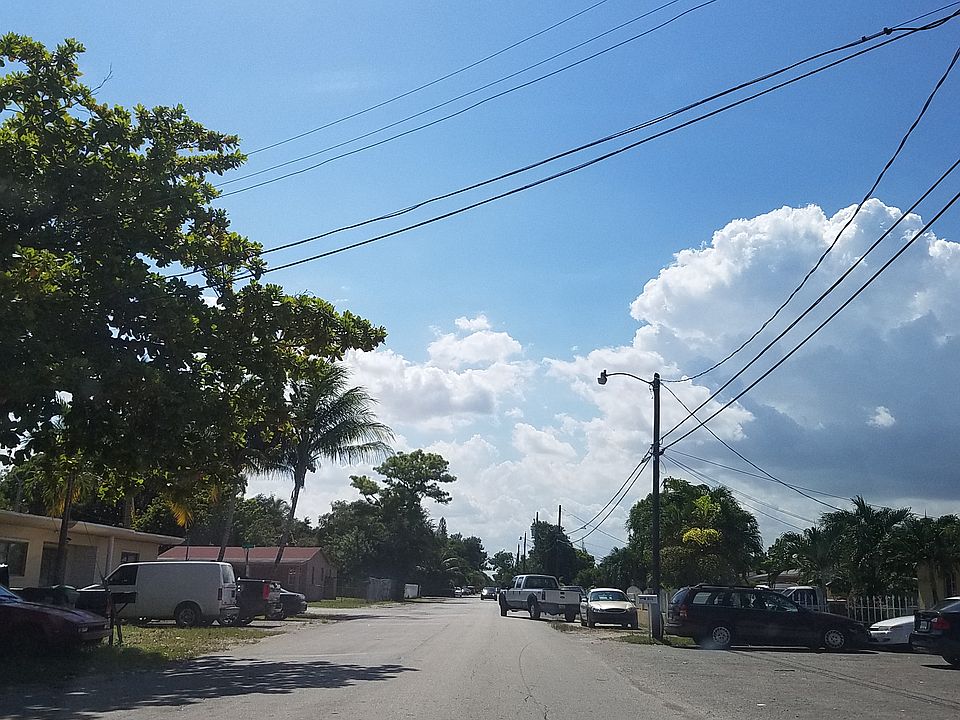 2nd image of 3201 NW 106th St