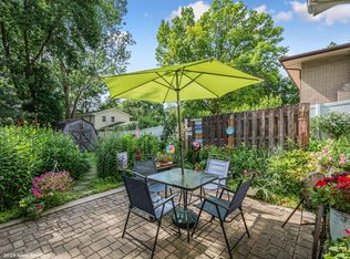 2708 69th St, Urbandale, IA 50322