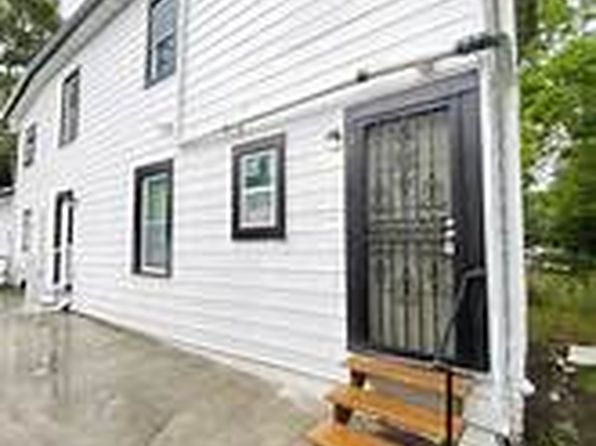 1611 E Henry St #1/2-A