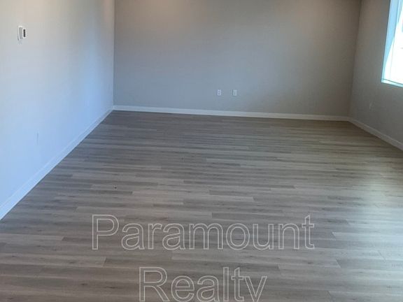 3rd image of 886 Shearwater Rd