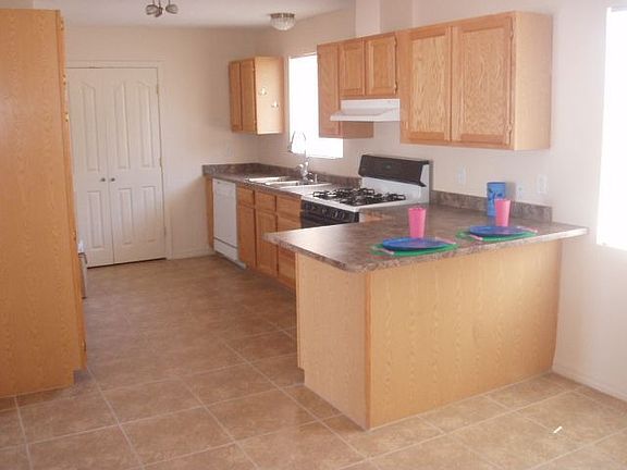 2nd image of 2024 N 70th St