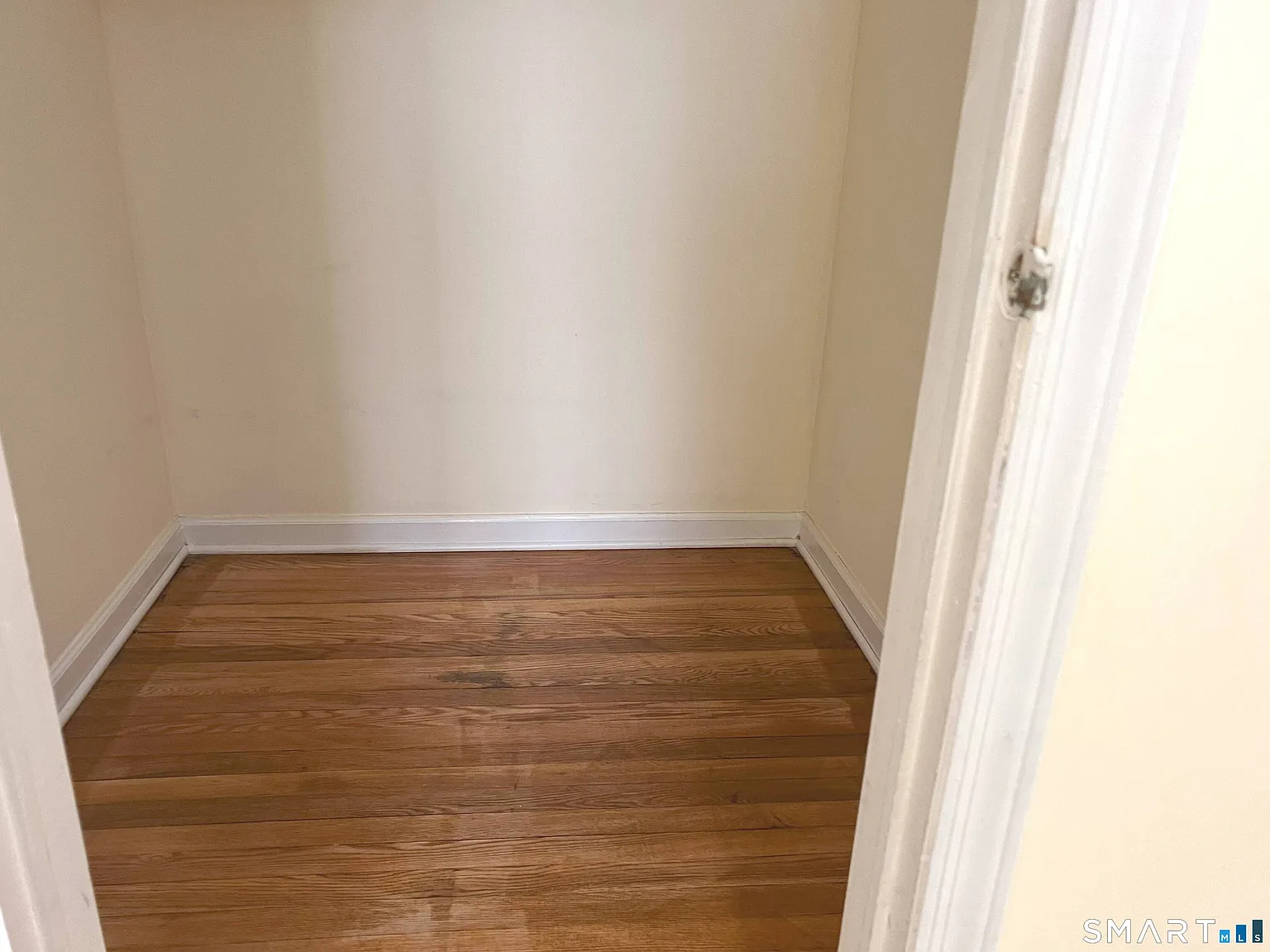 1 bed, 1.0 bath, 800 sqft, $1,350 — Photo 3