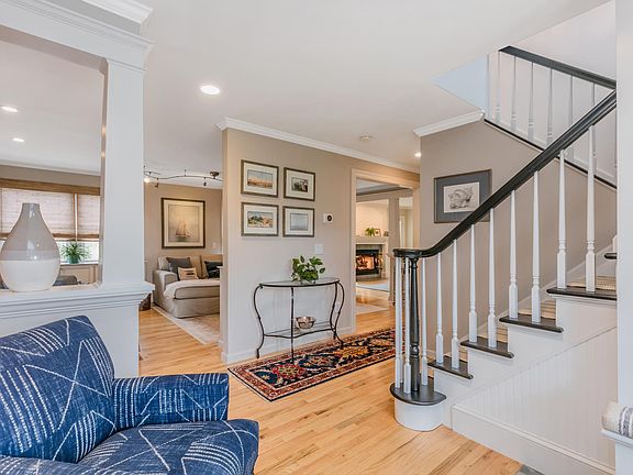 3rd image of 101 Timothy Ln