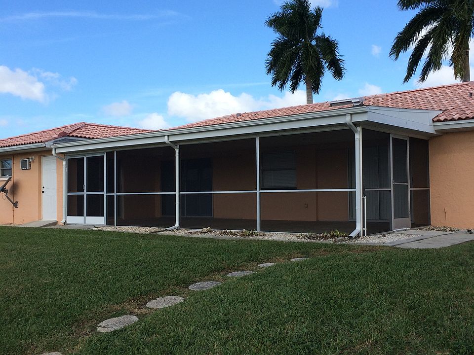 Back of Home (lanai)