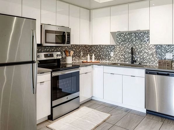 275 N Federal Hwy #4B9DFCBF7