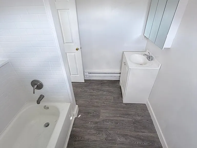 Convenient Corners at South Olden — Photo 27