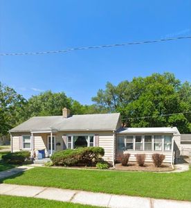 2004 Elmwood St, Rockford, IL, 61101