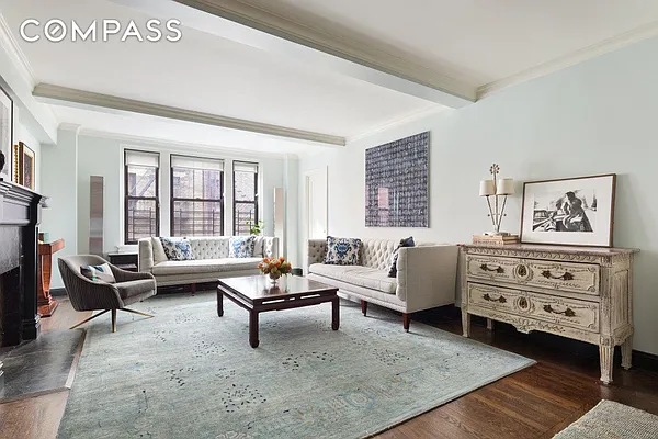 Sold by Compass | media 17