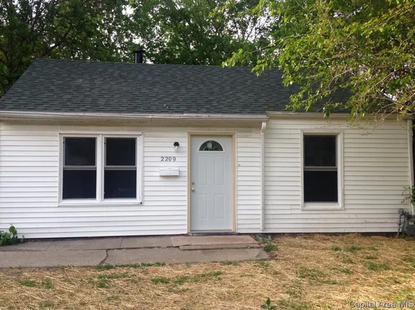 2209 E Adams St, Springfield, IL 62703
