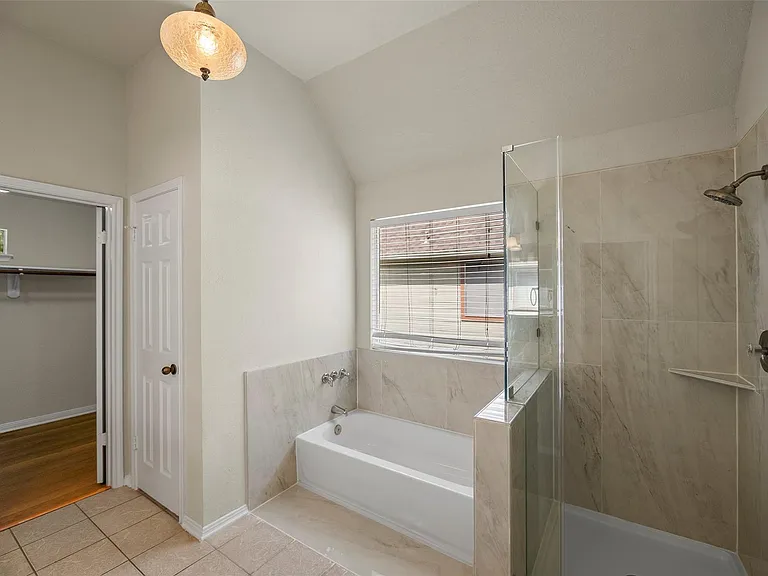 4922 Moss Run Dr — Photo 30