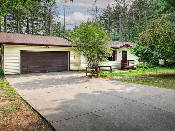 W6077 Archer Ln, Wild Rose, WI 54984