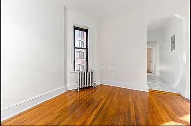 Rented by Manhattan Realty Group