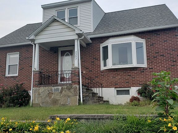 3rd image of 2207 Witherill St