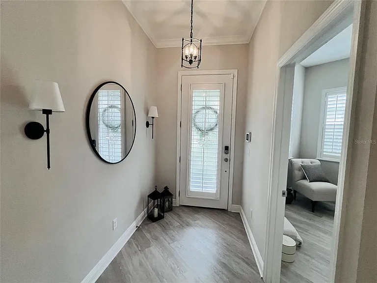 210 Latitude Pl — Photo 16