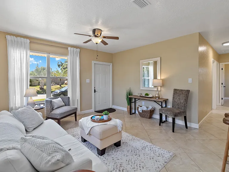 2908 Emory St — Photo 10