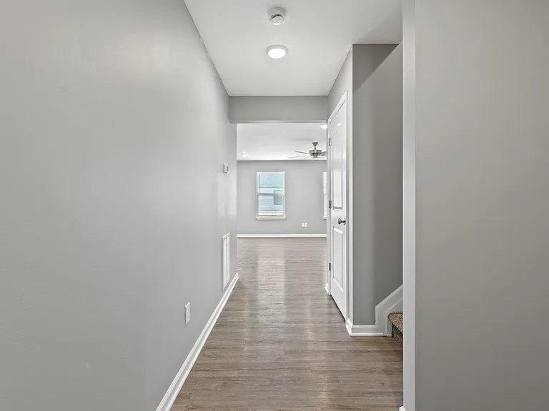 8084 Driftwood Loop — Photo 3