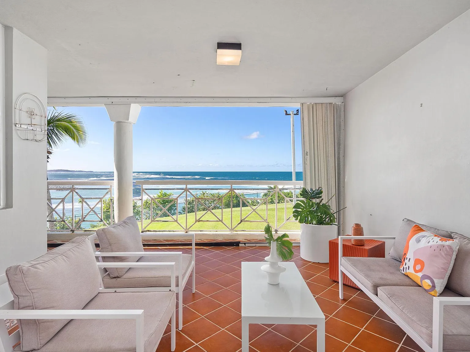 H3 Costa Dorada — Photo 3
