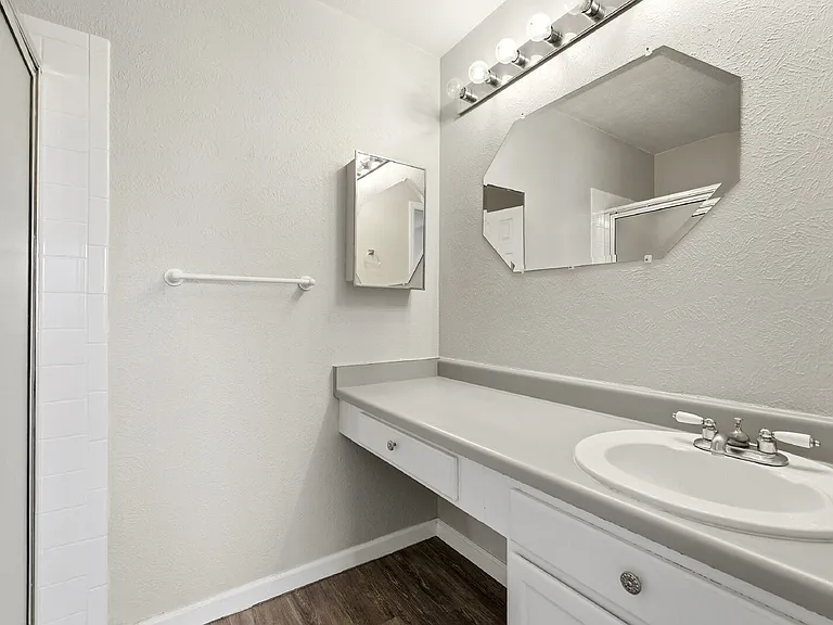17736 E Cornell Dr — Photo 22