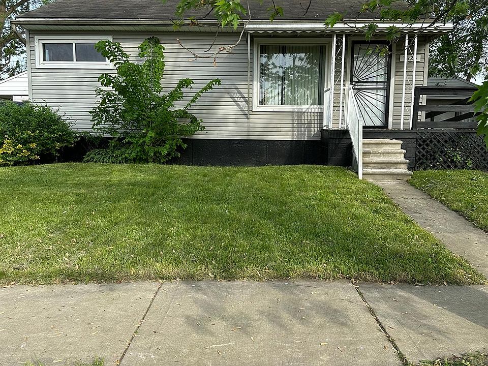 1st image of 3825 S Bassett St