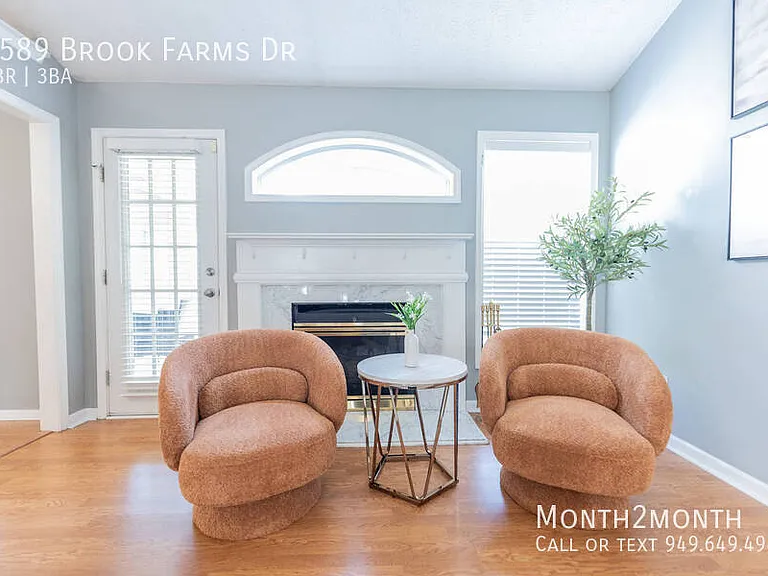 4589 Brook Farms Dr — Photo 13