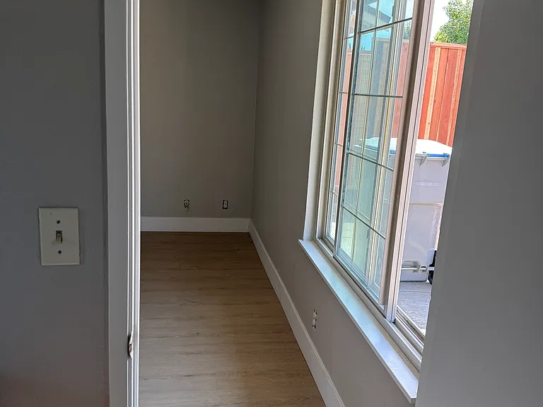 1573 Redfield Ct — Photo 20