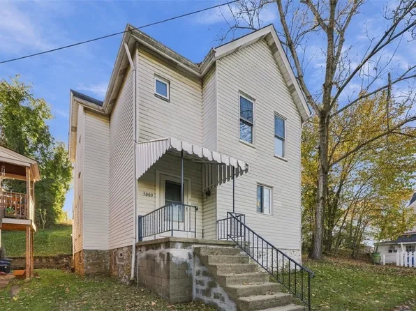 3009 Universal St, Pittsburgh, PA 15204