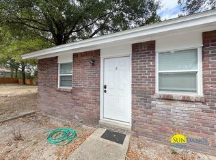 110 Hawkins Rd #B, Fort Walton Beach, FL 32547