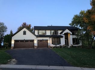 4164 Lakeridge Rd, Excelsior, MN 55331