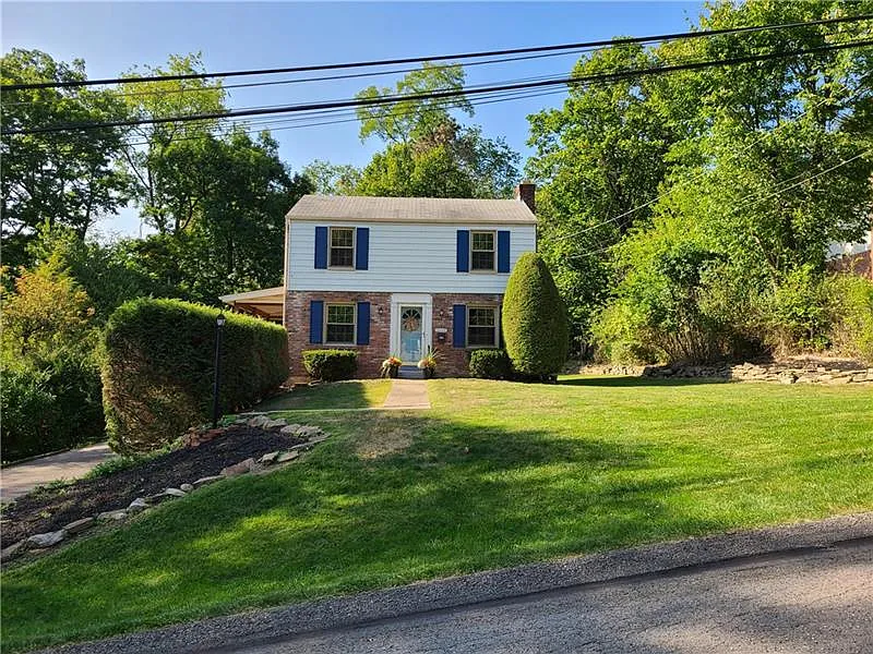 3508 Thornwood Dr photo 1