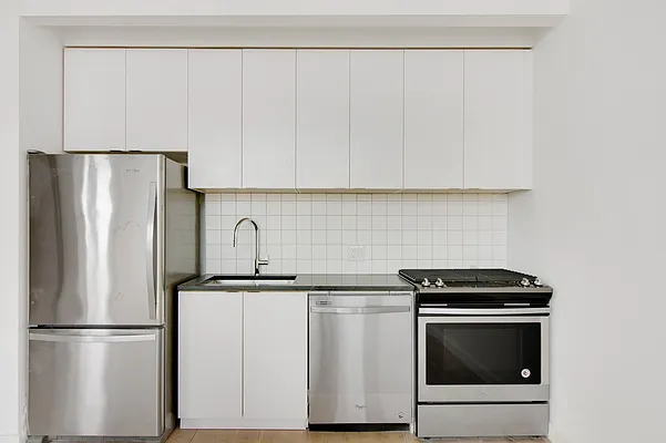 Rented by EXR | media 15