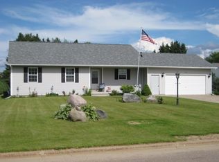 833 Deresch St, Antigo, WI 54409