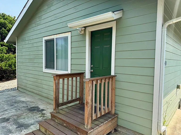 940 Newport Ave SW #1340 — Photo 15