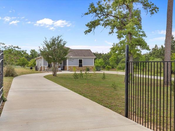 111 Angus Ln, Bastrop, TX 78602
