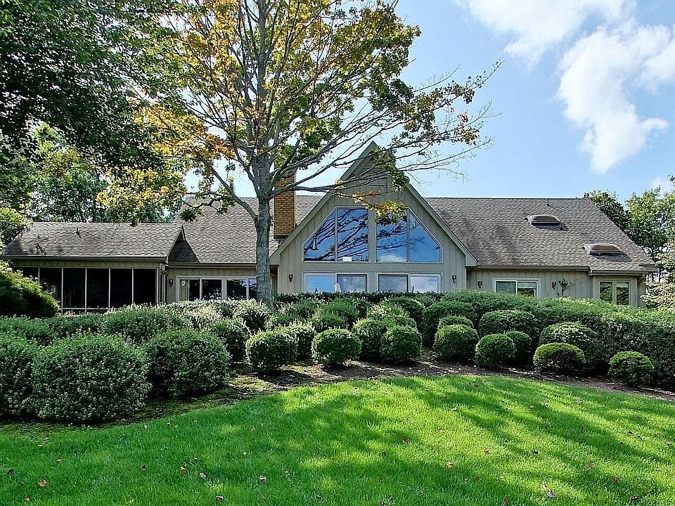 260 Island View Dr, Penhook, VA 24137 Zillow