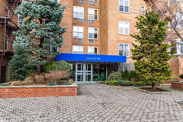 Sold by Exit Kingdom Realty | media 3