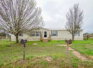 517 Schultz Rd S, Sealy, TX 77474