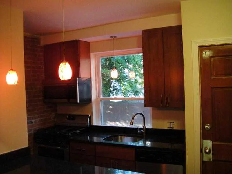 3 bed, $4,000 — Photo 3