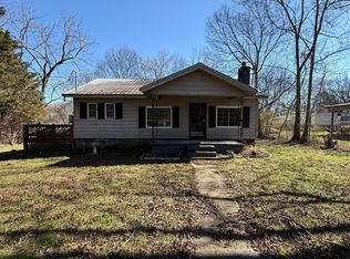 426 Evans Rd, Rossville, GA 30741