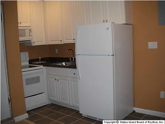 Sold by Neuhaus Realty, Inc. | media 13